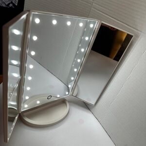 Hamswan Lighted Makeup Mirror with Multiple Magnifications